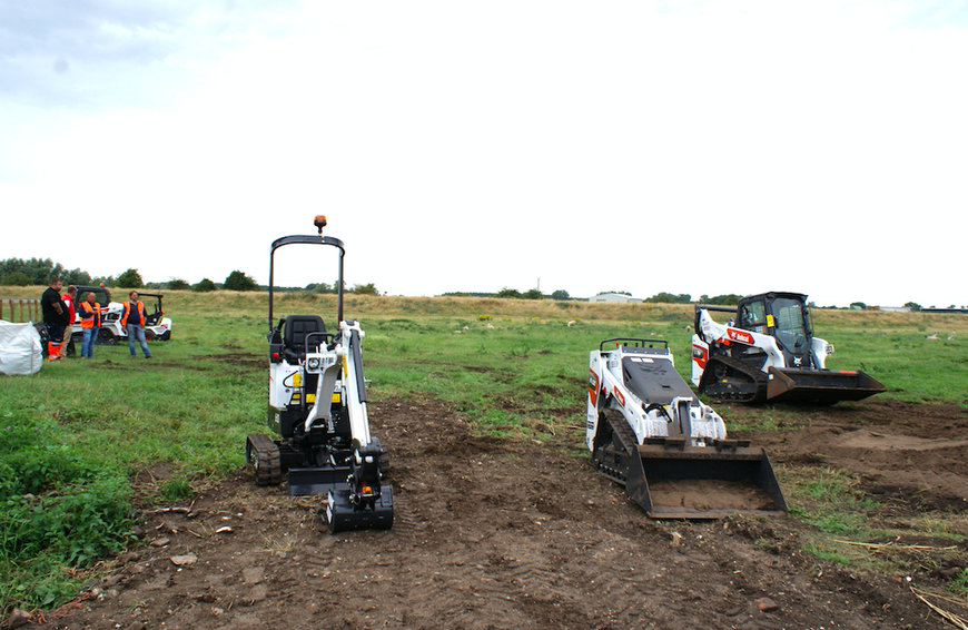 Bobcat Dealer Versatile Equipment Celebrates Area Expansion